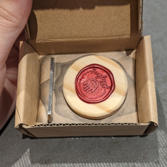 Jellykey Betta Saga Chatmanee Lieutenant 1u gem profile keycap - Picture 4 of 5